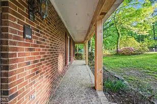 8700 Cliff Top Ct, Raleigh, NC 27613 - Photo 17