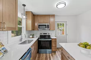 2308 Blacklan Cir, Raleigh, NC 27610 - Photo 5