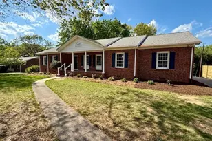 319 Reade Dr, Roxboro, NC 27573 - Photo 3