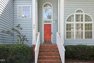 710 Midsummer Ln, Apex, NC 27502 - Photo 3