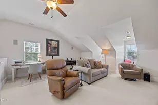 1050 Perdue Dr, Chapel Hill, NC 27517 - Photo 29