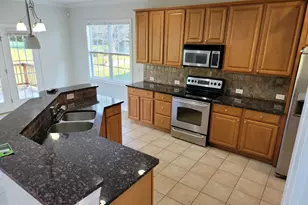 1841 Dunbar Pl, Burlington, NC 27215 - Photo 3