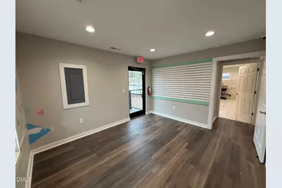 925 N Brightleaf Boulevard, Smithfield, NC 27577 - Photo 5