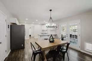 455 Damascus Church Rd, Chapel Hill, NC 27516 - Photo 9