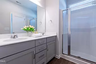 804 Oak Center Dr, Raleigh, NC 27610 - Photo 13