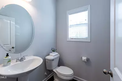 804 Oak Center Drive, Raleigh, NC 27610 - Photo 9