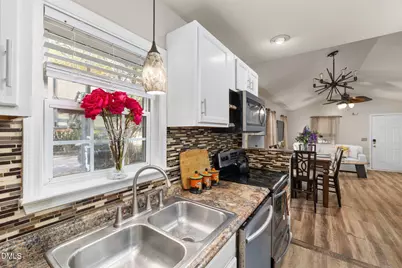 702 E Jones Street, Raleigh, NC 27601 - Photo 11