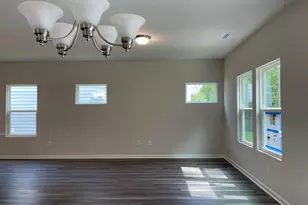 312 Joneshaven Dr, Fuquay-Varina, NC 27526 - Photo 5