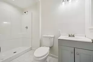 515 Uzzle St, Durham, NC 27713 - Photo 13