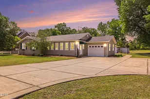 1782 Chicora Rd, Dunn, NC 28334 - Photo 1