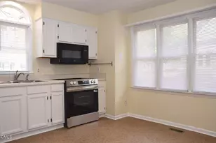 1015 Oak Lake Ct, Raleigh, NC 27606 - Photo 9