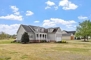 118 Victory Cir, Willow Springs, NC 27592 - Photo 3