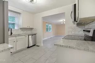 722 Kooler Cir, Fayetteville, NC 28305 - Photo 11