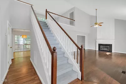 102 Durington Place, Cary, NC 27518 - Photo 5