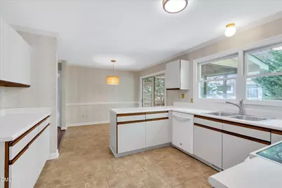 102 Durington Place, Cary, NC 27518 - Photo 11