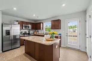 160 Day Song Ct, Lillington, NC 27546 - Photo 3