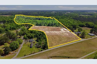 209 Buggy Street, Pikeville, NC 27863 - Photo 1