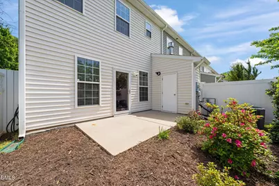 1004 Renewal Place, Raleigh, NC 27603 - Photo 33