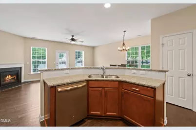 1004 Renewal Place, Raleigh, NC 27603 - Photo 9