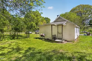 412 Brick St, Henderson, NC 27536 - Photo 9