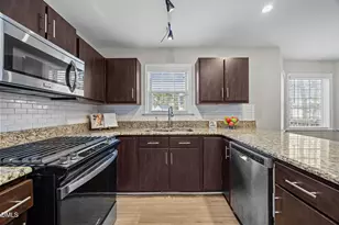 9212 Sayornis Ct, Raleigh, NC 27615 - Photo 5
