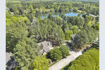 82101 Ehringhaus, Chapel Hill, NC 27517 - Photo 41