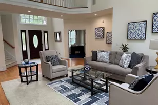 82101 Ehringhaus, Chapel Hill, NC 27517 - Photo 9