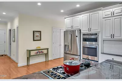 82101 Ehringhaus, Chapel Hill, NC 27517 - Photo 17