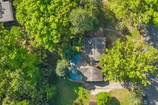 305 Plum Ln, Chapel Hill, NC 27517 - Photo 39