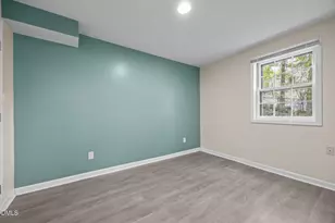 305 Plum Ln, Chapel Hill, NC 27517 - Photo 31