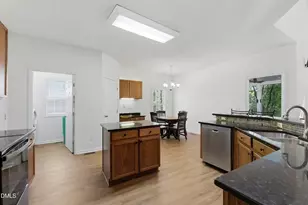 8908 Blakehurst Dr, Raleigh, NC 27617 - Photo 29