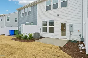 657 Sefton Park Dr, Zebulon, NC 27597 - Photo 23