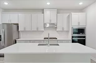 2127 Topsail Rd, Durham, NC 27703 - Photo 13