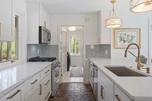 996 Cleland Dr, Chapel Hill, NC 27517 - Photo 13