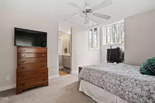 996 Cleland Dr, Chapel Hill, NC 27517 - Photo 29