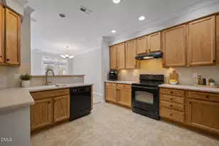 4705 Lawhorn St, Raleigh, NC 27606 - Photo 9