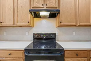 4705 Lawhorn St, Raleigh, NC 27606 - Photo 7