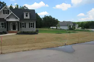 317 Coats Ridge Dr, Benson, NC 27504 - Photo 5