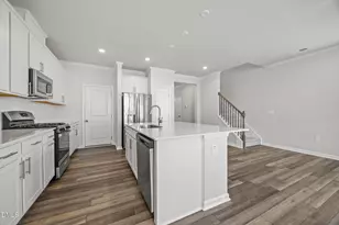 5717 Woodlawn Dr, Durham, NC 27703 - Photo 9