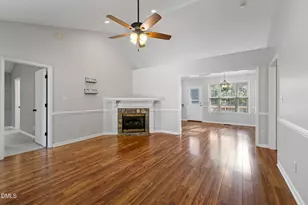 115 Sommerset Dr, Clayton, NC 27520 - Photo 5