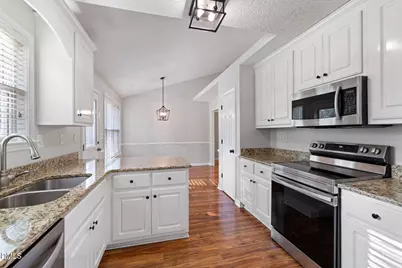 115 Sommerset Drive, Clayton, NC 27520 - Photo 11