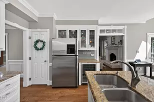 105 Fifemoor Ct, Cary, NC 27518 - Photo 19