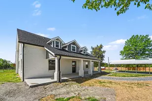 1325 Charlie Carr Rd, Roxboro, NC 27574 - Photo 3