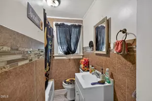 913 Woodrow St S, Wilson, NC 27893 - Photo 21