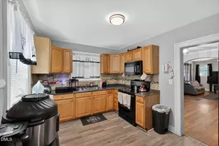 913 Woodrow St S, Wilson, NC 27893 - Photo 13