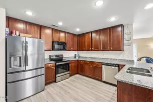 108 Trevor Ridge Dr, Holly Springs, NC 27540 - Photo 5