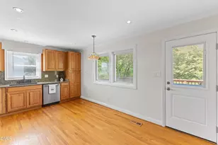 718 S Hughes St, Apex, NC 27502 - Photo 13