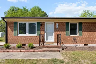 718 S Hughes St, Apex, NC 27502 - Photo 3
