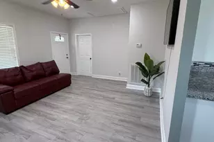 928 E Davis St, Burlington, NC 27215 - Photo 7