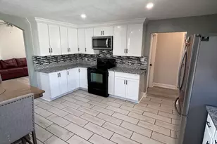 928 E Davis St, Burlington, NC 27215 - Photo 5